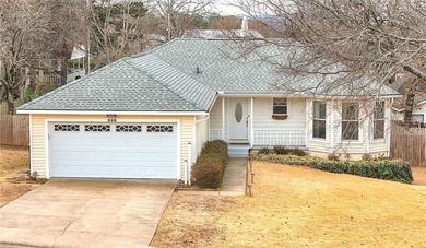 Lake Dardanelle Home For Sale in Russellville Arkansas