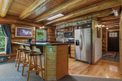 Built with exceptional attention to traditional craftsmanship - photo 13