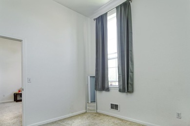 Move-In Ready! Immaculate & Inviting. Don't miss one-of-the-best - photo 13