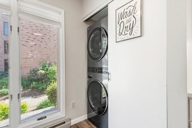 Welcome home to this beautifully updated 2-bed, 2-bath condo - photo 16