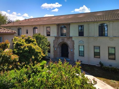 Move-In Ready! Immaculate & Inviting. Don't miss one-of-the-best - photo 22