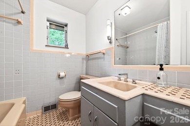 Mid-Century Modern enthusiasts, here is your chance to own an - photo 26