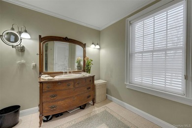 Welcome to this breathtaking and masterfully renovated home - photo 31