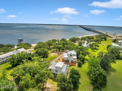 Beautiful home with gorgeous views of the Bay of Saint Louis! - photo 38