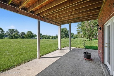 Over 5300 Sq. Ft Deville Custom 2 Story Home*One Owner*5 - photo 39