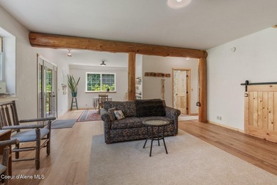 Built with exceptional attention to traditional craftsmanship - photo 40