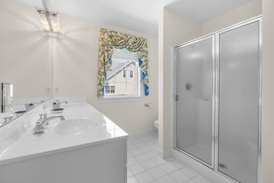 Enjoy the invitIng relaxed atmosphere that New Seabury has to - photo 41