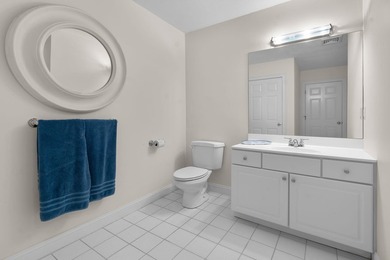Enjoy the invitIng relaxed atmosphere that New Seabury has to - photo 49