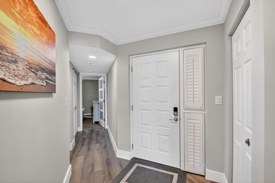 Renovated, move-in ready condo in the highly desirable - photo 3