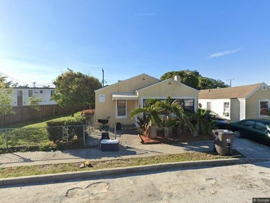 1012 18th St - photo 1