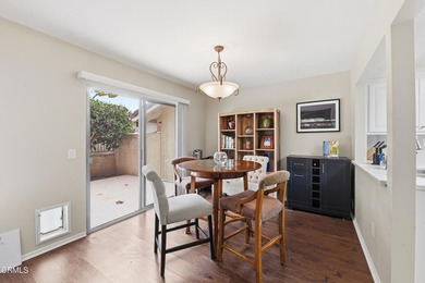 Charming La Ventana Townhome! Beautifully Maintained 3 Bedroom - photo 6