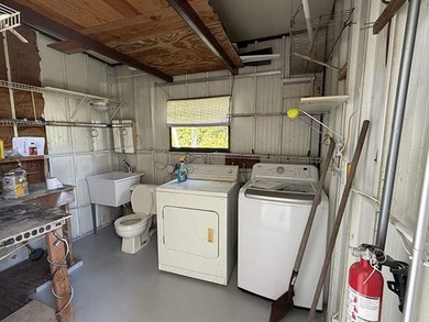 This charming 960 square feet (incl. lanai) Park Model home - photo 12