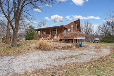 Country living without sacrificing accessibility! This property - photo 4