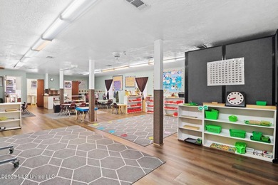 Welcome to this well-maintained approximately 3,000 square foot - photo 14