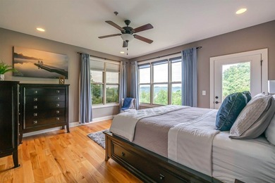 Beautifully maintained condominium located minutes from - photo 16