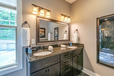 Beautifully maintained condominium located minutes from - photo 19