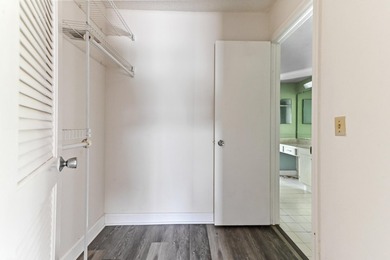 This beautiful condo presents an incredible opportunity for a - photo 21