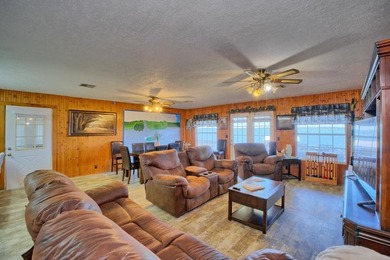 Stunning waterfront retreat on Toledo Bend Lake with - photo 24