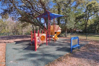 Welcome to this well-maintained approximately 3,000 square foot - photo 27