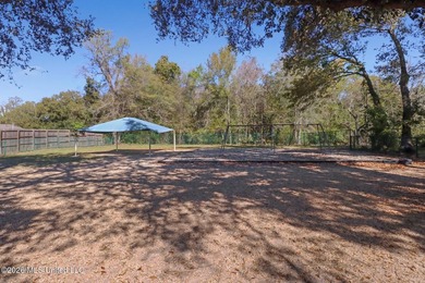 Welcome to this well-maintained approximately 3,000 square foot - photo 28