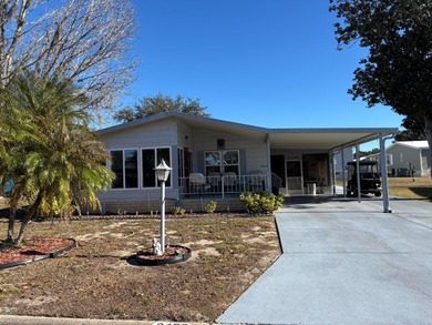 Lake Yale Home For Sale in Grand Island Florida