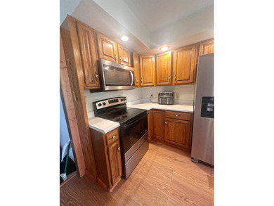Spacious 4~bedroom, 2.5~bath home featuring a convenient - photo 3