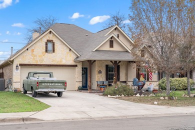 Lake Dunlap Home For Sale in New Braunfels Texas