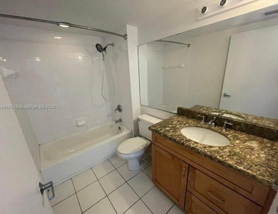 Live the ultimate South Beach lifestyle at The Floridian