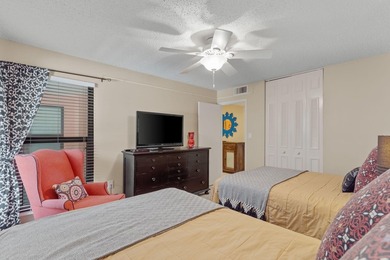 Amazing opportunity to own a fully furnished, TURN-KEY unit in - photo 23