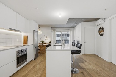 Elegant condo d'une chambre, entierement meuble, situe dans un - photo 2