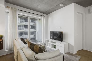 Elegant condo d'une chambre, entierement meuble, situe dans un - photo 10