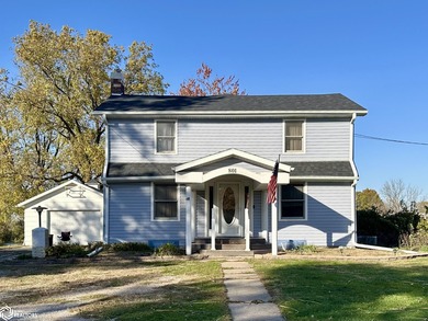 (private lake, pond, creek) Home For Sale in Chariton Iowa