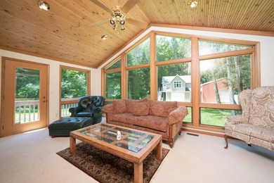 ESTATE SALE AS IS: Amazing property featuring anything and - photo 2