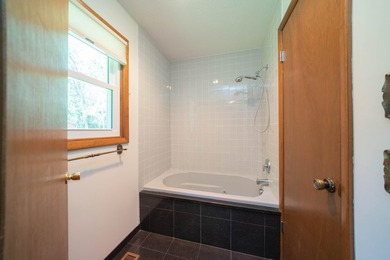 ESTATE SALE AS IS: Amazing property featuring anything and - photo 9