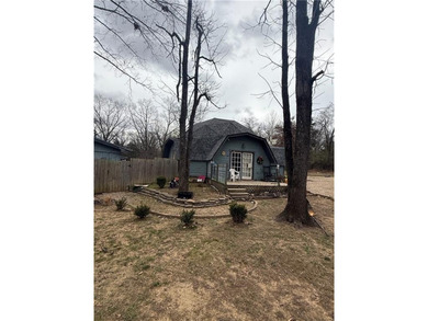 Beaver Lake Home For Sale in Fayetteville Arkansas