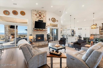 Welcome home to a place where luxury meets country. From morning - photo 15