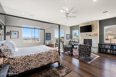 Welcome home to a place where luxury meets country. From morning - photo 16