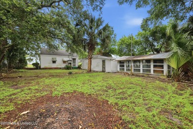 Don't miss this incredible value in a prime coastal location! - photo 19