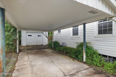 Don't miss this incredible value in a prime coastal location! - photo 22