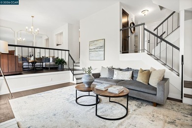 Light filled Heather Farm townhome with a golf course setting - photo 3