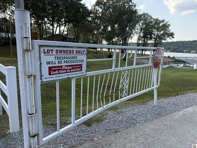 Waterview year round in the well-established Panorama Shores - photo 25