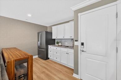 EXQUISITE WATERFRONT TOWNHOME IN THE HEART OF CLEARWATER BEACH
