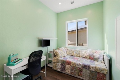 Welcome home to a place where luxury meets country. From morning - photo 27