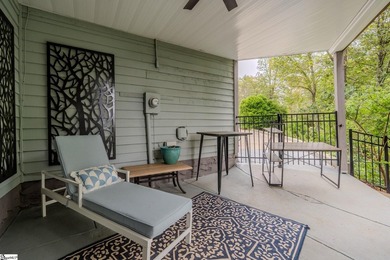 Cozy, yet open with delightful natural daylight and mountain and - photo 28