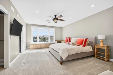 EXQUISITE WATERFRONT TOWNHOME IN THE HEART OF CLEARWATER BEACH
