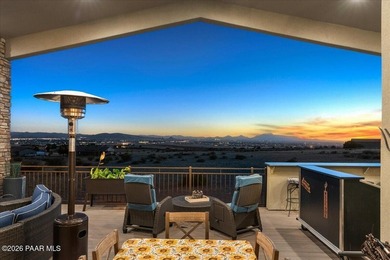 Welcome home to a place where luxury meets country. From morning - photo 43