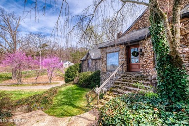 First Time on the Market Since 1997. Historic Farragut Property - photo 8