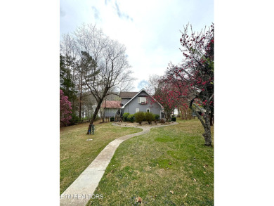 Lake Home For Sale in Sharps Chapel, Tennessee