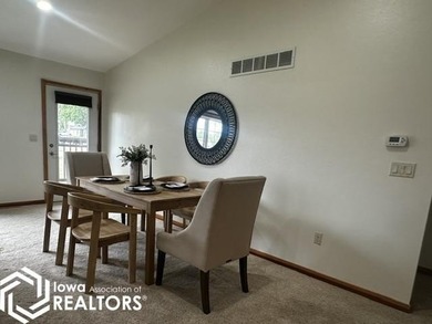 Welcome home to this beautifully designed 3 bedroom, 3 bathroom - photo 5