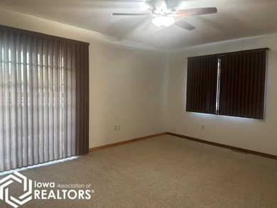 Welcome home to this beautifully designed 3 bedroom, 3 bathroom - photo 9